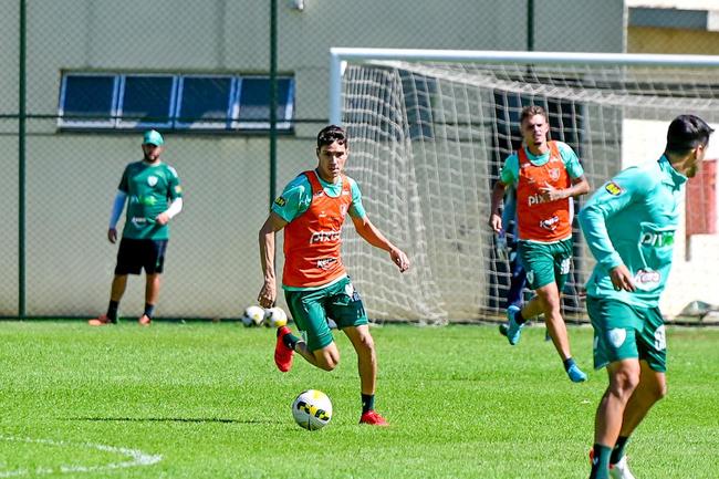 Fotos do primeiro treino de Gonzalo Mastriani pelo América