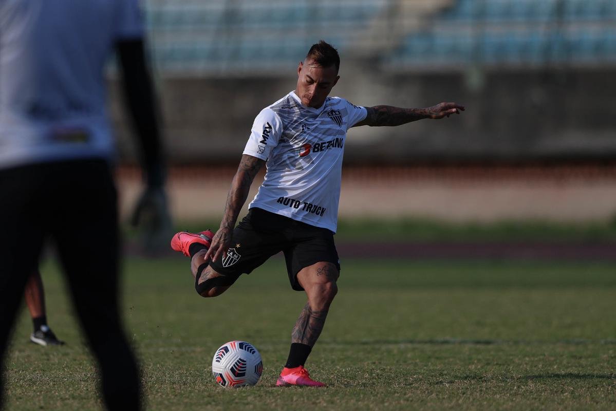 Atlético teve atividade no Estádio Olímpico Brígido Iriarte, em Caracas, antes da estreia na Libertadores