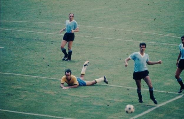 Na semifinal, Brasil aplicou 3 a 1 no Uruguai e garantiu lugar na decisão diante da Itália