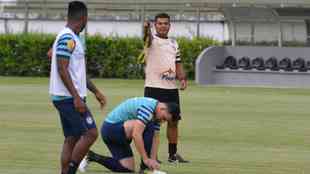 Técnico do Tupi sonha com grandes jogos para eliminar Cruzeiro na semifinal do Estadual