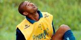 Z Maria (2000) - ex-jogador da Seleo Brasileira, o lateral-direito Z Maria chegou ao Cruzeiro sob grande expectativa, uma vez que acumulava experincias bem sucedidas em Parma, Vasco e Palmeiras. Sua passagem pela Toca, no entanto, durou pouco. Foram 24 jogos e dois gols marcados. Seu ltimo jogo pela Raposa aconteceu em junho de 2000.