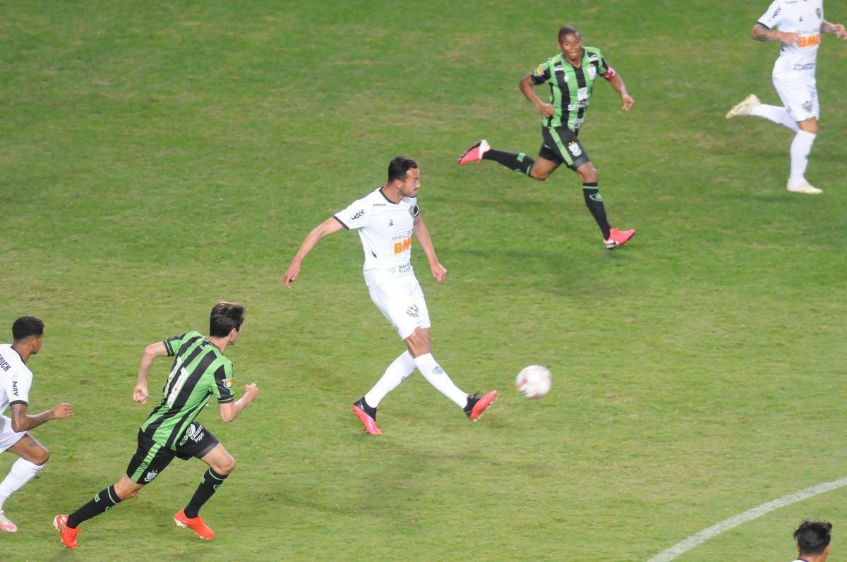 Fotos do clssico entre Amrica e Atltico, no Independncia, em duelo de volta da semifinal do Campeonato Mineiro