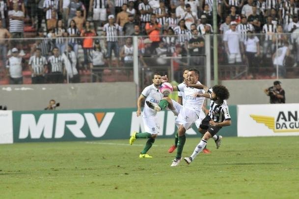 Imagens do clssico de ida da semifinal do Mineiro, entre Atltico e Amrica, no Independncia