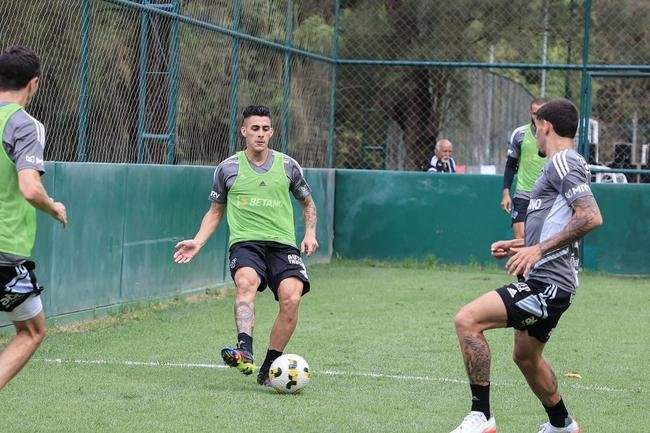 Treino do Atltico na Cidade do Galo, nesta quinta-feira (29/9).