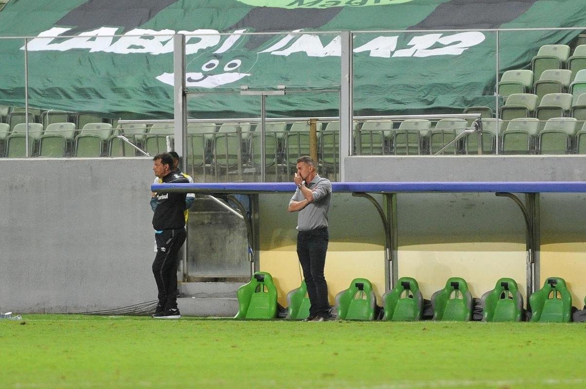 Fotos do jogo entre Amrica e Grmio, no Independncia, em Belo Horizonte, pela 32 rodada da Srie A do Brasileiro