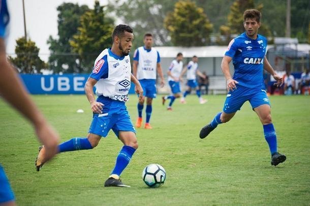 Jogadores da Raposa se reapresentaram na manh desta segunda-feira e comearam a preparao para enfrentar o Coritiba, nesta quarta-feira, no Couto Pereira, pelo Brasileiro