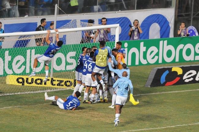 Fotos do jogo entre Cruzeiro e Remo pela Copa do Brasil