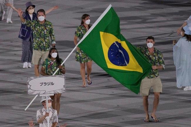 Entrada do Time Brasil na cerimnia de abertura dos Jogos de Tquio, no Estadio Olmpico