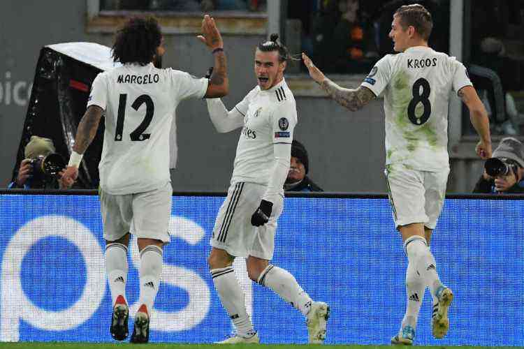 Champions: Vini Jr. faz golaço, mas City arranca empate do Real no Bernabéu  - Superesportes