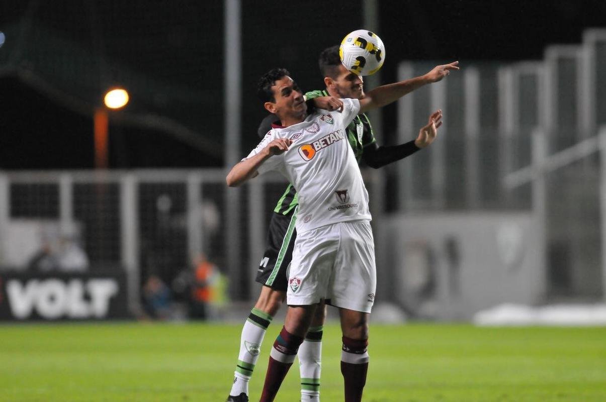 Fotos do jogo entre Amrica e Fluminense, no Independncia, em Belo Horizonte, pela 12 rodada do Campeonato Brasileiro