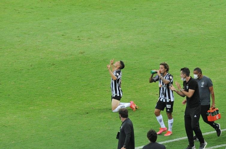Fotos do jogo entre Atltico e La Guaira, da Venezuela, no Mineiro, em Belo Horizonte, pela ltima rodada do Grupo H da Copa Libertadores