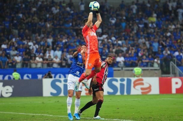 Fotos de Cruzeiro x So Paulo, no Mineiro, pela 26 rodada do Campeonato Brasileiro