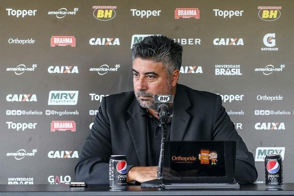 Apresentação do meia Nathan, novo jogador do Atlético