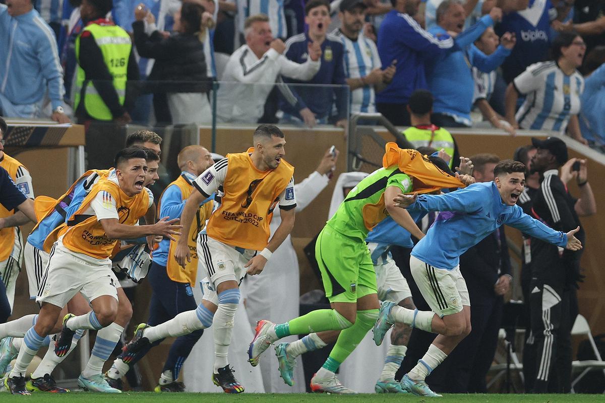 Argentina venceu a Frana por 4 a 2 nos pnaltis, depois de empate por 3 a 3, e finalmente soltou o grito de tricampe do mundo