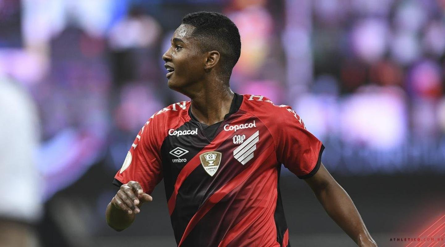 Abner - lateral-esquerdo