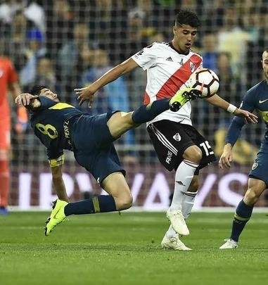 Imagens da finalíssima da Copa Libertadores, entre River e Boca, no Santiago Bernabéu, em Madri