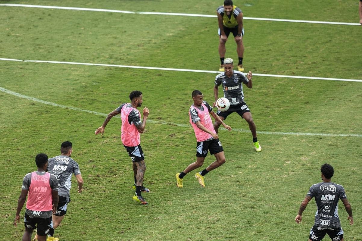 Fotos do ltimo treino do Atltico antes de pausa para festas de fim de ano