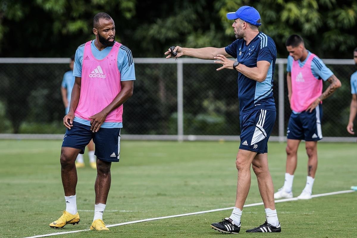 Imagens do treino do Cruzeiro nesta tera-feira (3 de janeiro), na Toca da Raposa II