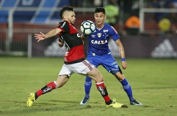 Fotos de Flamengo x Cruzeiro, no estdio Luso-Brasileiro, pela 33 rodada da Srie A