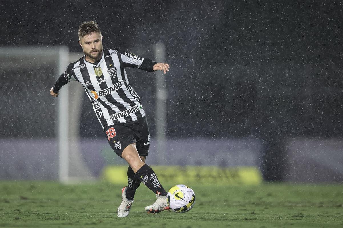 Fotos do jogo entre Red Bull Bragantino e Atltico, nesta quarta, pelo Brasileiro