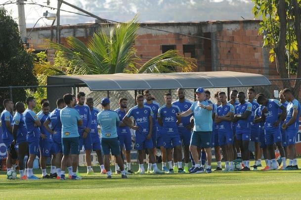 Fotos do treino do Cruzeiro desta quarta-feira, 2 de outubro, na Toca da Raposa II