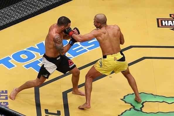 Imagens do retorno triunfal de José Aldo ao UFC