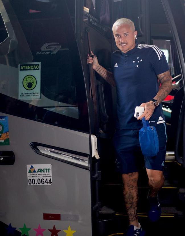 Cruzeiro foi batido pelo Sport por 3 a 1 na Ilha do Retiro pela Série B