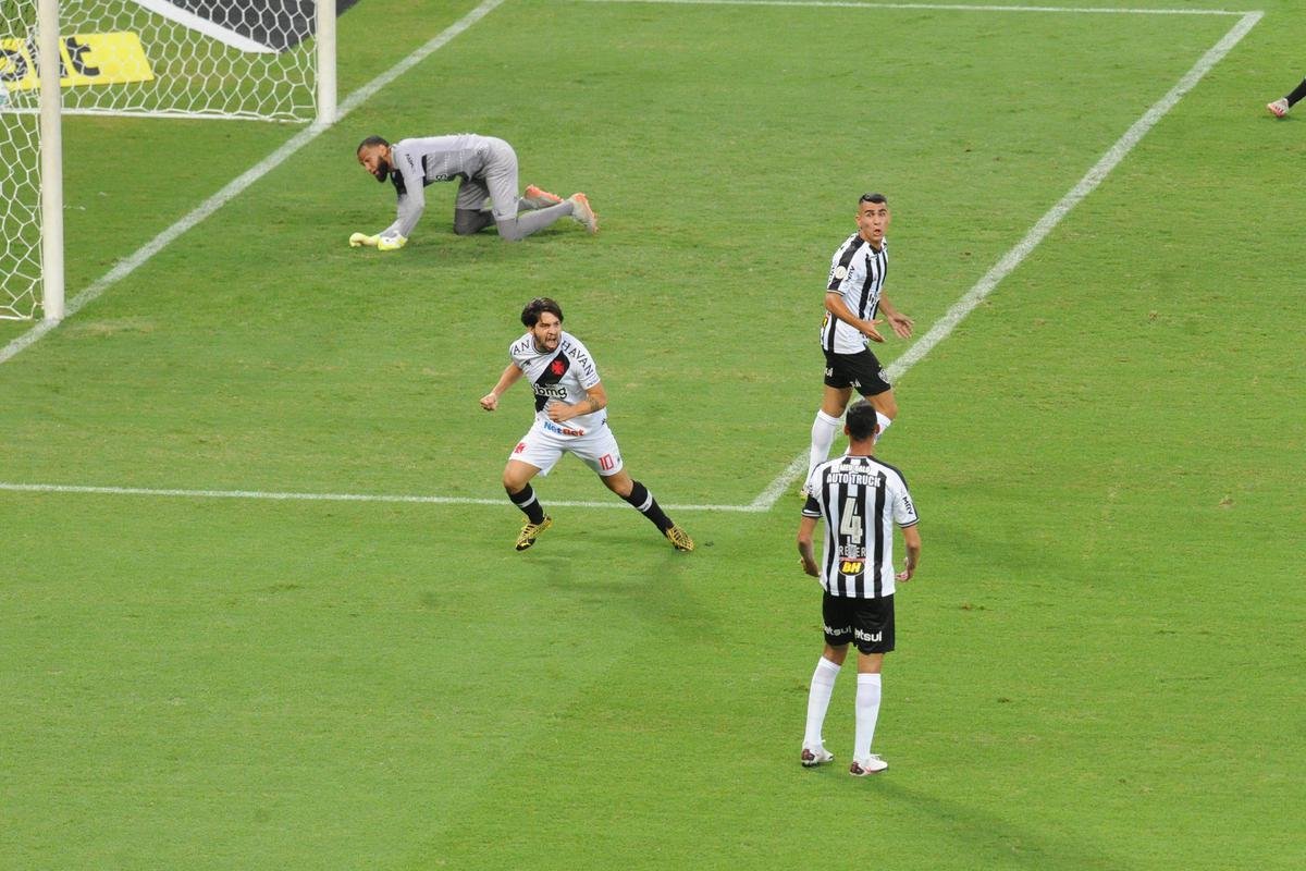 Fotos do duelo entre Atltico e Vasco, no Mineiro, pelo Campeonato Brasileiro