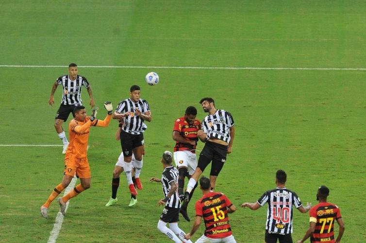 Fotos do jogo entre Atltico e Sport, no Mineiro, em Belo Horizonte, pela 21 rodada da Srie A do Brasileiro de 2021