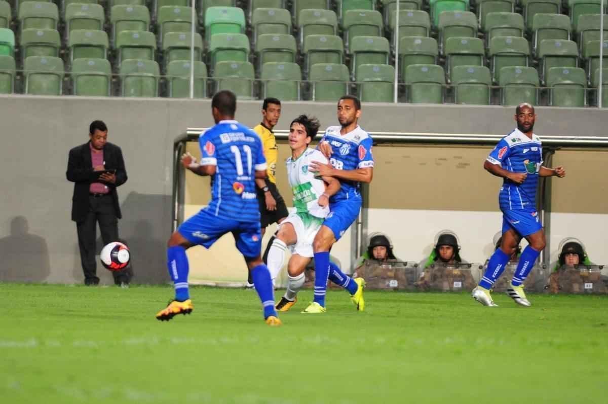 Imagens do jogo entre Amrica e URT, pelo Campeonato Mineiro, no Independncia