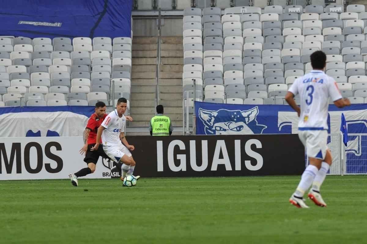 Imagens da partida entre Cruzeiro e Sport, duelo vlido pela 21 rodada da Srie A do Campeonato Brasileiro