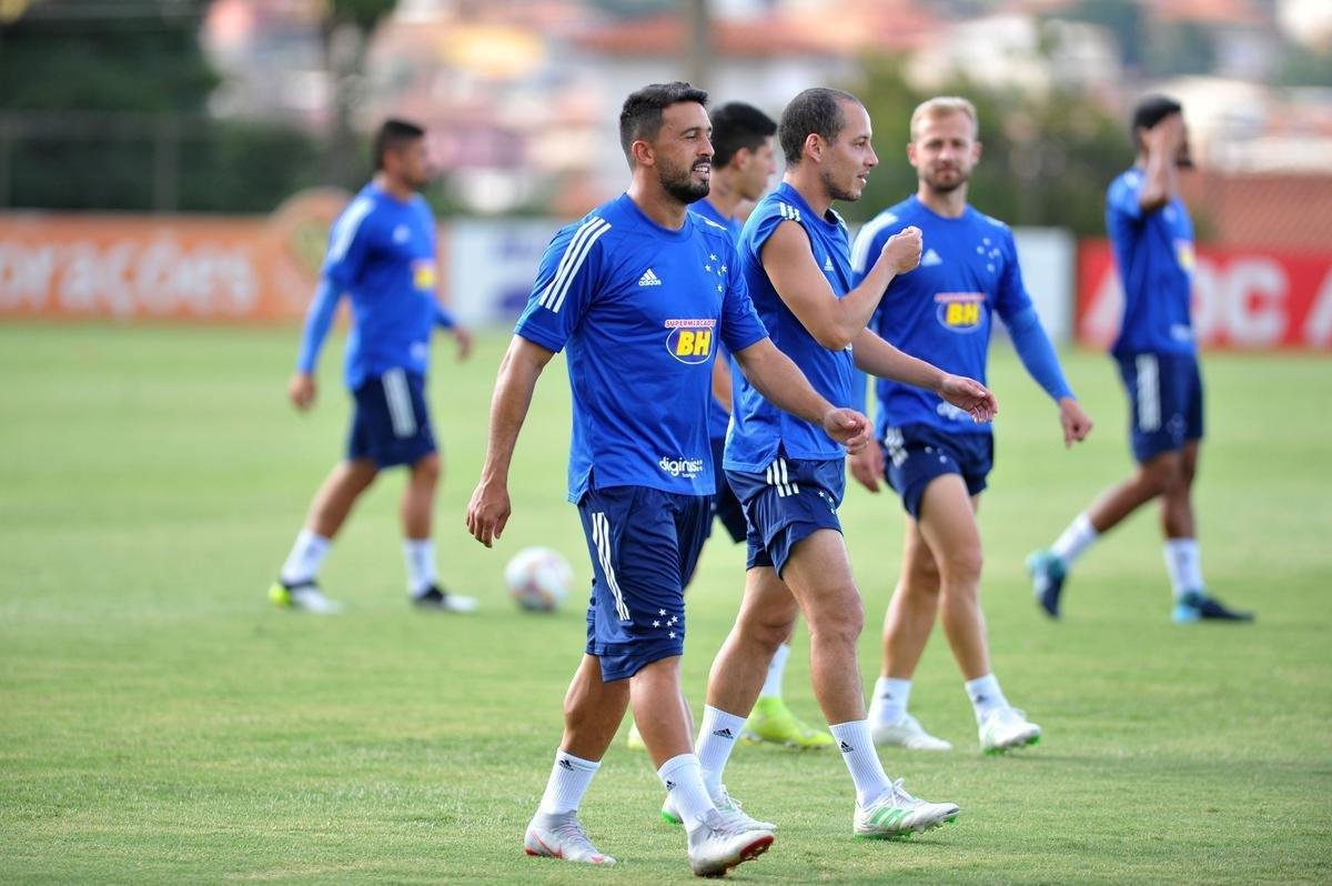 Cruzeiro treinou na tarde desta quarta-feira, na Toca da Raposa II (Ramon Lisboa/EM D.A Press)