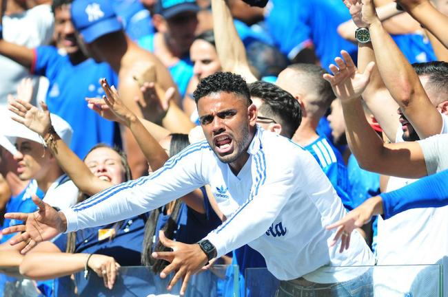 Fotos da torcida do Cruzeiro no jogo contra o Sampaio Corra