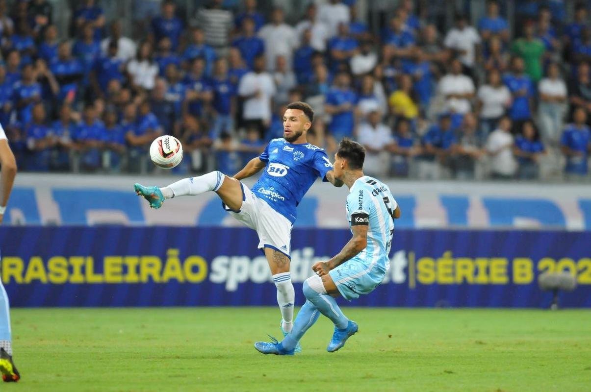 Fotos do jogo entre Cruzeiro e Londrina, no Mineiro, em Belo Horizonte, pela quarta rodada da Srie B do Brasileiro de 2022