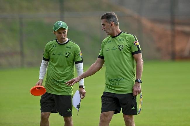 Mancini comandou primeiras atividades no Coelho nesta semana