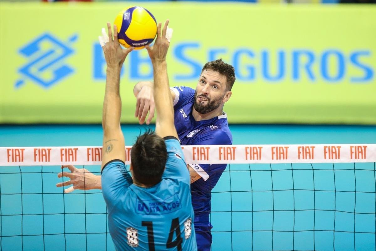 Minas abriu srie semifinal contra o Itapetininga com vitria por 3 a 0, em Saquarema