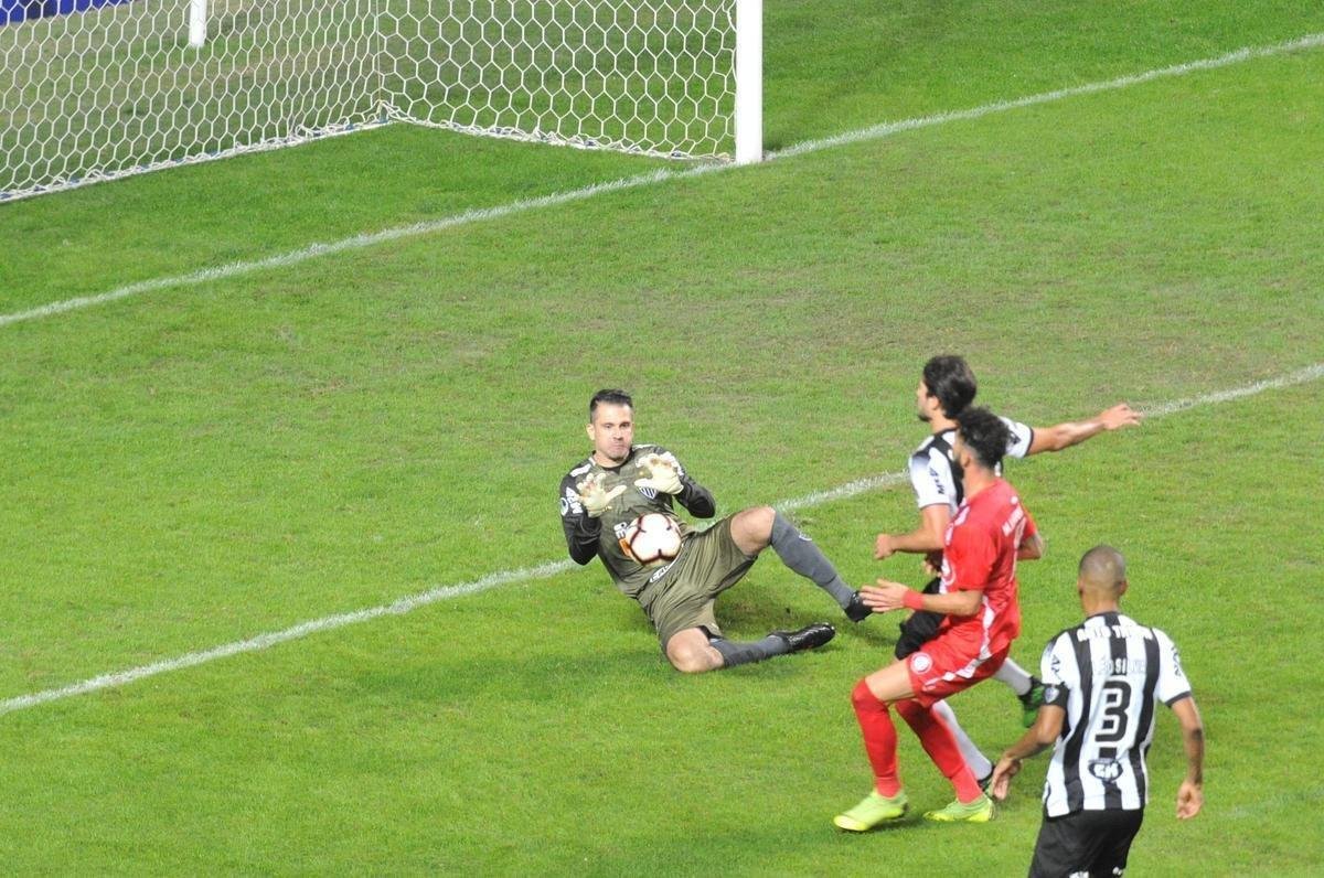 Fotos do segundo tempo da partida entre Atltico e Unin la Calera pela Copa Sul-Americana