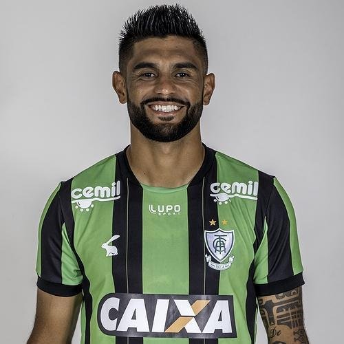 Luan (atacante) -  contrato at o fim de 2018