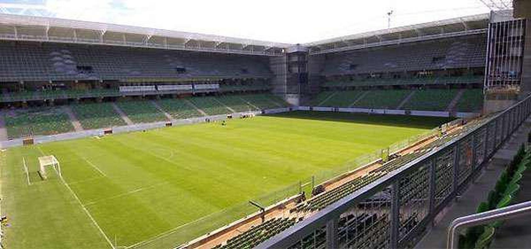 Independncia, casa do Amrica, comporta 23018 torcedores (Grupo F)
