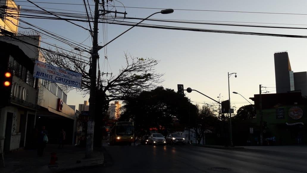 Faixas contra a diretoria do Cruzeiro