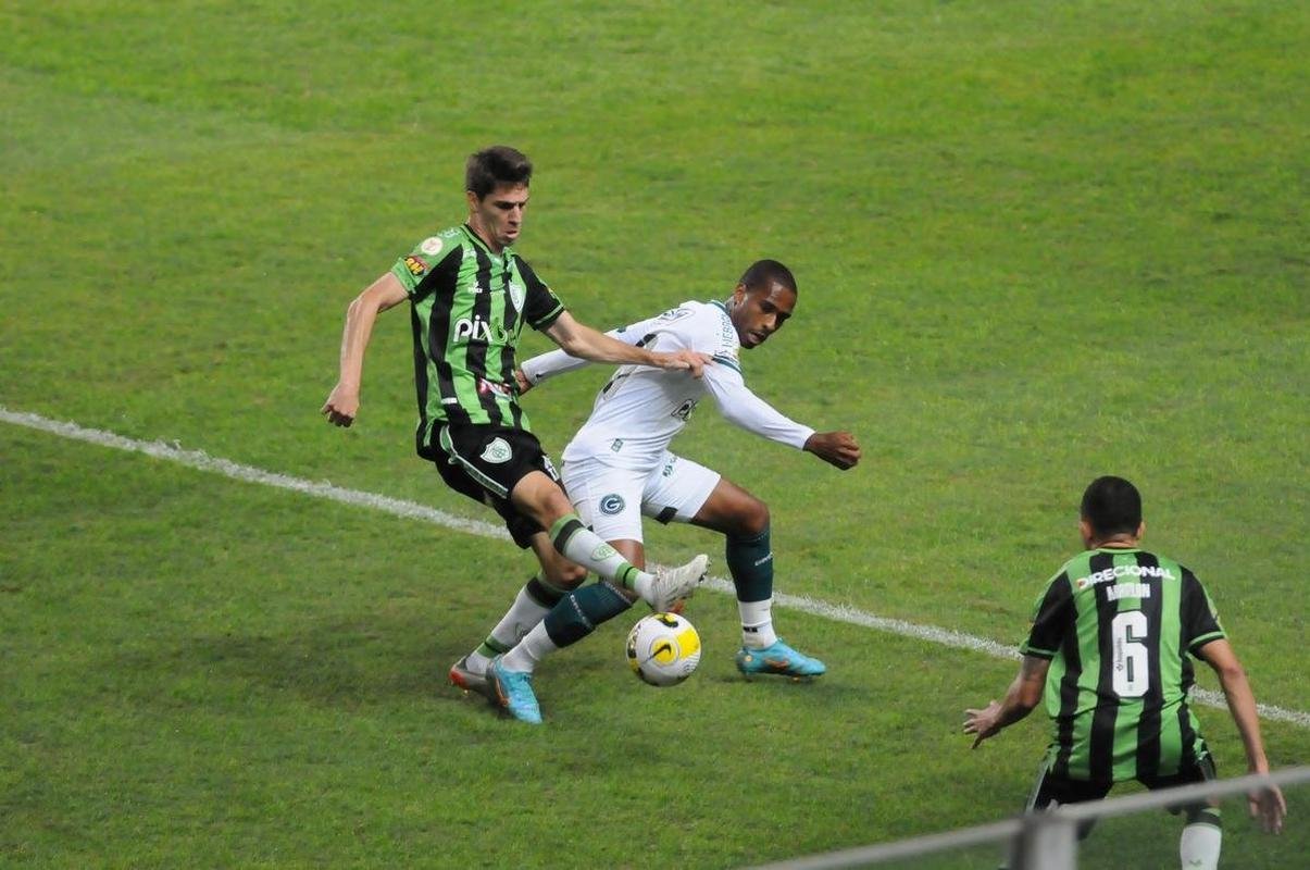 Amrica e Gois se enfrentaram no Independncia, pela 15 rodada da Srie A do Campeonato Brasileiro
