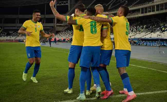 Brasil venceu o Chile por 1 a 0 e avanou s semifinais da Copa Amrica