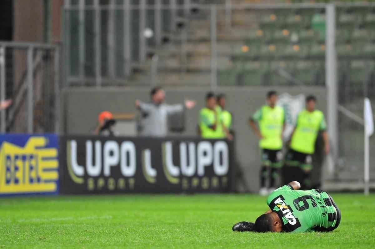 Amrica e Figueirense se enfrentaram, no Independncia, pela 16 rodada da Srie B do Brasileiro