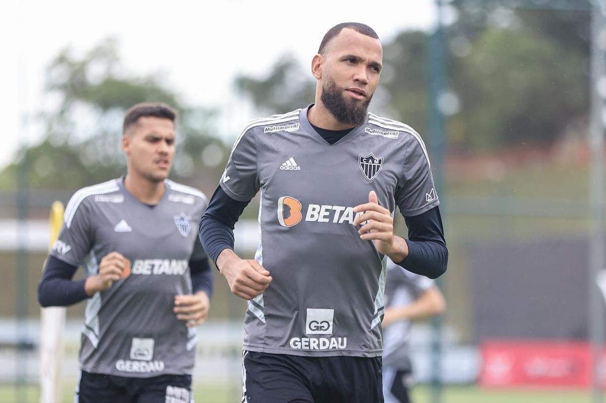 Veja fotos do primeiro dia de pr-temporada do Atltico