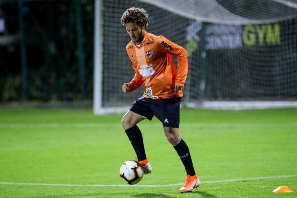 Atlético treinou na noite desta segunda-feira, véspera de jogo contra La Equidad-COL