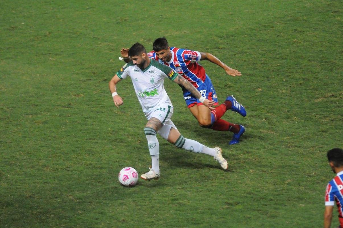 Veja as fotos do confronto entre Amrica e Bahia, no estdio Independncia, em BH, pela 27 rodada do Campeonato Brasileiro.