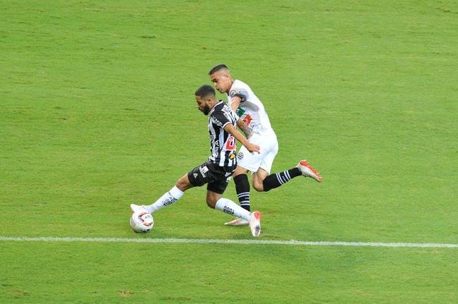O Atltico recebeu o Athletic nesta tera-feira (15), no Mineiro, em Belo Horizonte. A partida, vlida pela 7 rodada do Campeonato Mineiro de 2022, marcou o centsimo jogo do goleiro Everson com a camisa do Galo.