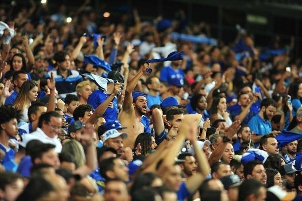 Torcida do Cruzeiro lotou Mineiro na partida de volta das quartas de final da Copa do Brasil