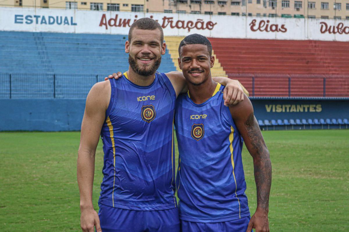 Marcelo Alves (zagueiro) e Ygor Catatau (atacante): contratados em julho de 2020 junto ao Madureira-RJ, por empréstimo. Internamente, comenta-se que a contratação destes jogadores teve forte influência de atores da política do Vasco