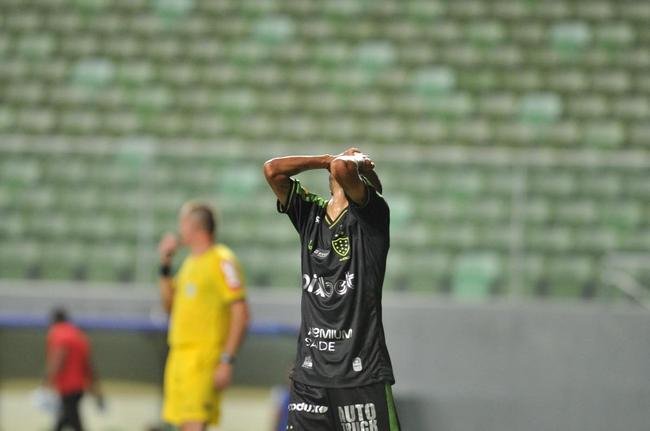 Fotos do jogo entre Amrica e Atltico-GO, no Independncia, em BH, pela 33 rodada do Campeonato Brasileiro de 2021